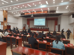 教员连系Deepseek等前沿手艺案例